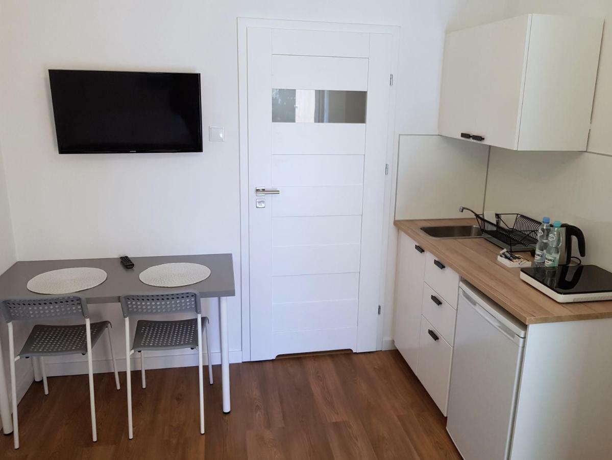 Apartamenty Metro Targowek Warsaw Exterior photo