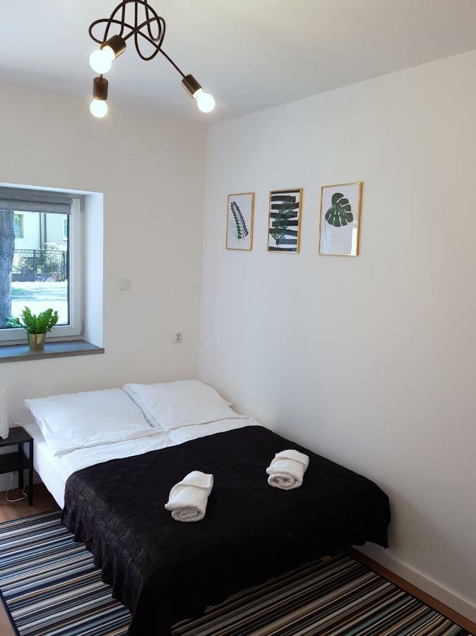 Apartamenty Metro Targowek Warsaw Exterior photo